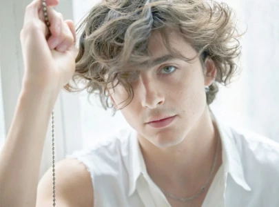 marty supreme set for christmas day release