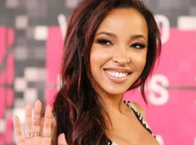 tinashe s match my freak collection social media reactions