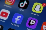 instagram tiktok snapchat youtube facebook twitch and reddit applications are displayed on a mobile phone ahead of new law banning social media for users under 16 in australia in this picture illustration taken on december 9 2025 reuters instagram tiktok snapchat youtube facebook twitch and reddit applications are displayed on a mobile phone ahead of new law banning social media for users under 16 in australia in this picture illustration taken on december 9 2025 reuters