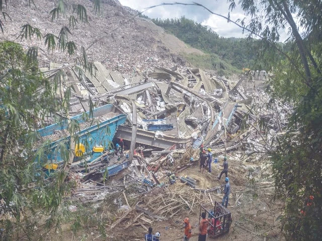 Toll rises after Philippines trash site collapse