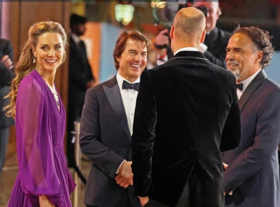tom cruise gets outrageous in digger