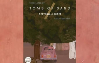 hindi language tomb of sand wins international booker prize hindi language tomb of sand wins international booker prize