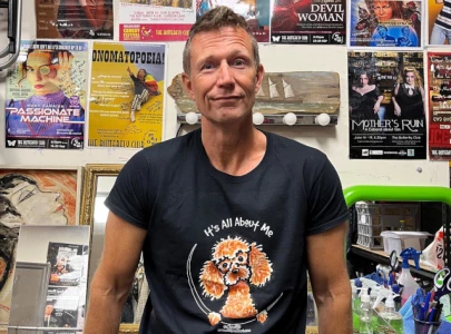 comedian tony knight dies in tragic accident in france