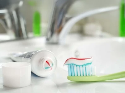 dangerous heavy metals found in popular toothpaste brands including lead dangerous heavy metals found in popular toothpaste brands including lead