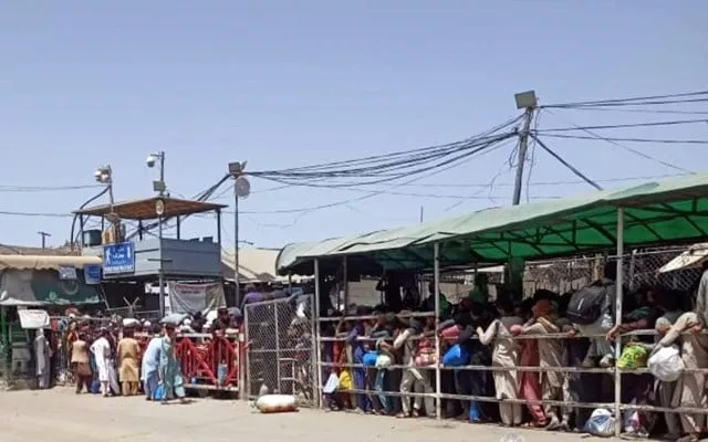 a large number of afghan nationals gather at torkham border to cross over to their country photo express file a large number of afghan nationals gather at torkham border to cross over to their country photo express file
