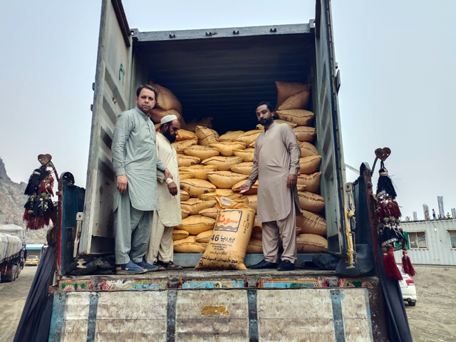 customs personnel searched the loaded container on suspicious trailer number kbl 1663 and seized 780 bags of illicit urea from it on tuesday photo express