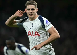 tottenham hotspur s micky van de ven celebrates after scoring their third goal during the uefa champions league against fc copenhagen at the tottenham hotspur stadium in london photo afp