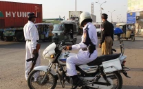 karachi police issue deadline to replace fake illegal number plates
