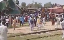 one killed several injured as shalimar express collides with freight train in nowshehro feroz