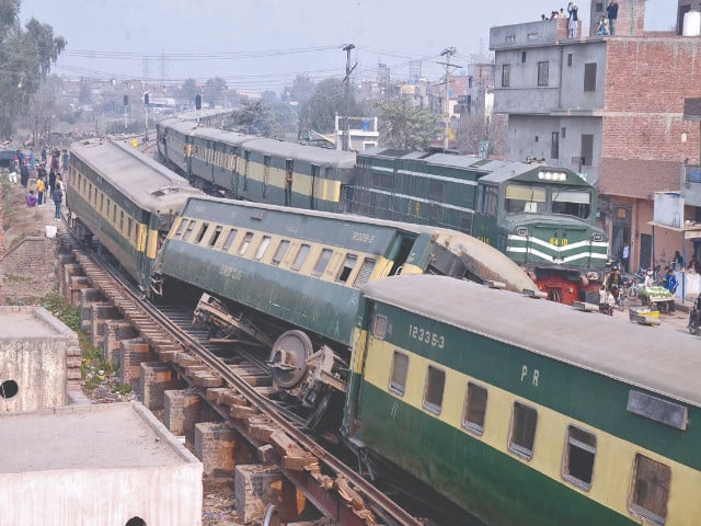 three coaches of the lahore karachi shalimar express derailed after weak culvert walls collapsed near shahdara blocking the track and suspending train operations photo app