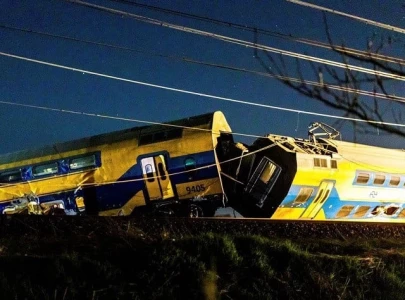 one killed in train accident near the hague 30 injured