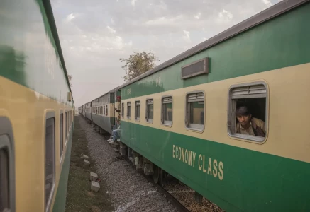 train services suspended across balochistan