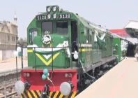 metro train chugs out in quetta