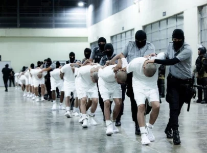 trump moves to remove judge who questioned deportation of venezuelans trump moves to remove judge who questioned deportation of venezuelans