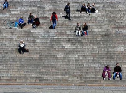 finland retains top spot while us hits lowest ever rank in world happiness report finland retains top spot while us hits lowest ever rank in world happiness report