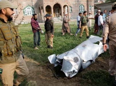 pakistan downs five indian fighter jets in retaliation for india s missile attack