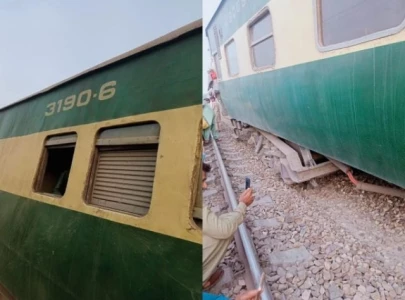 pakistan express derails near mubarakpur railway station in bahawalpur pakistan express derails near mubarakpur railway station in bahawalpur