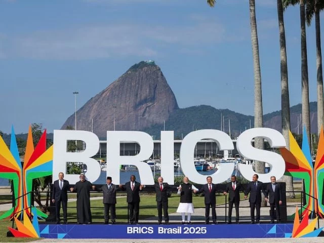 brazil s president luiz inacio lula da silva china s premier li qiang russia s foreign minister sergei lavrov india s prime minister narendra modi indonesian president prabowo subianto south africa s president cyril ramaphosa egypt s prime minister mostafa madbouly ethiopia s prime minister abiy ahmed ali crown prince of abu dhabi sheikh khaled bin mohamed bin zayed al nahyan iran s foreign affairs minister seyed abbas araghchi pose for a family photo during the brics summit in rio de janeiro brazil july 6 2025 reuters brazil s president luiz inacio lula da silva china s premier li qiang russia s foreign minister sergei lavrov india s prime minister narendra modi indonesian president prabowo subianto south africa s president cyril ramaphosa egypt s prime minister mostafa madbouly ethiopia s prime minister abiy ahmed ali crown prince of abu dhabi sheikh khaled bin mohamed bin zayed al nahyan iran s foreign affairs minister seyed abbas araghchi pose for a family photo during the brics summit in rio de janeiro brazil july 6 2025 reuters