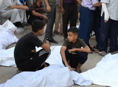 israel kills 32 in gaza signals readiness for ceasefire talks israel kills 32 in gaza signals readiness for ceasefire talks