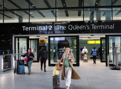 uk orders investigation into heathrow shutdown following fire uk orders investigation into heathrow shutdown following fire