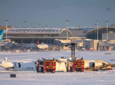 investigators recover black boxes from toronto plane crash site investigators recover black boxes from toronto plane crash site