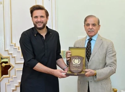 shahid afridi meets pm shehbaz lauds armed forces success shahid afridi meets pm shehbaz lauds armed forces success