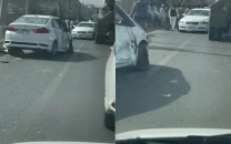 dumper crashes into 20 vehicles on karachi s lyari expressway