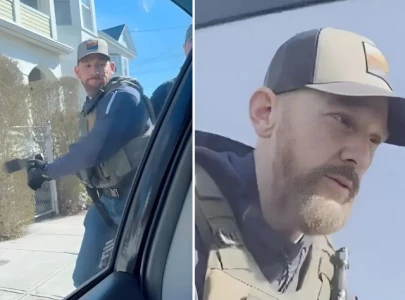 ice agents smash car window to detain guatemalan asylum seeker ice agents smash car window to detain guatemalan asylum seeker