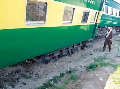 train services disrupted as tezgam express derails at rohri station