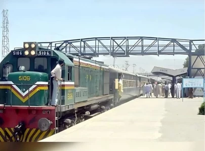 train operations suspended in balochistan after jaffar express attack train operations suspended in balochistan after jaffar express attack