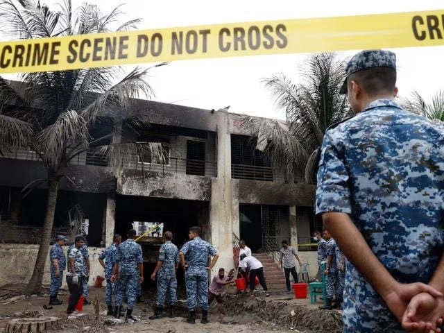members of bangladesh airforce investigate on the site after an air force training aircraft crashed into a building belong to milestone school and college campus in dhaka bangladesh july 22 2025 reuters mohammad ponir hossain members of bangladesh airforce investigate on the site after an air force training aircraft crashed into a building belong to milestone school and college campus in dhaka bangladesh july 22 2025 reuters mohammad ponir hossain