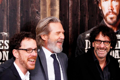 true grit wrangles top spot at box offices