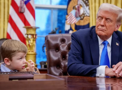trump replaces resolute desk after elon musk s son x appears to wipe booger on it trump replaces resolute desk after elon musk s son x appears to wipe booger on it