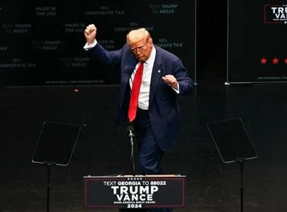 trump claims iran issued big threats on his life warns us military is watching and waiting