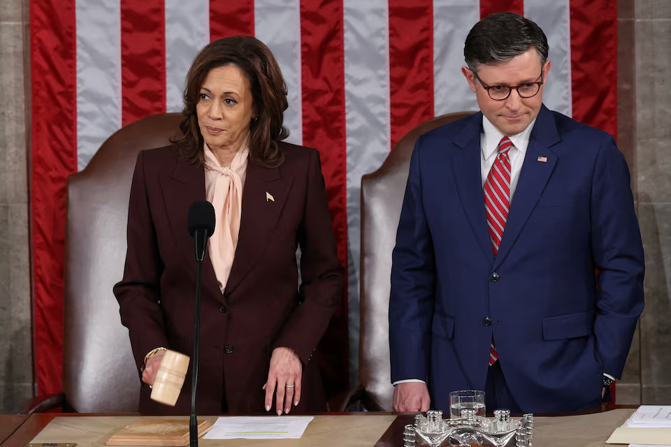 us vice president kamala harris and speaker of the house mike johnson r la attend a joint session of congress to certify donald trump s election at the us capitol in washington us january 6 2025 photo reuters