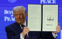 trump tells hamas to proceed with full and immediate disarmament