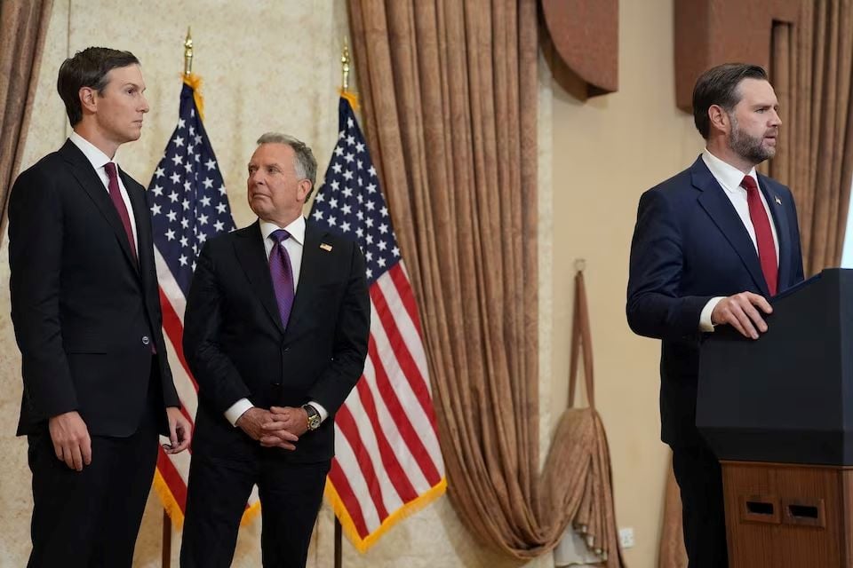 Trump relies on Jared Kushner and Steve Witkoff - pictured here with U.S. Vice President JD Vance -- to conduct high‑stakes diplomacy outside traditional channels. Jacquelyn Martin/Pool via REUTERS