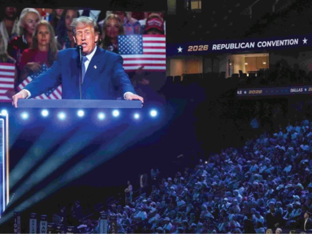 Trump rallies GOP as midterm fears grow