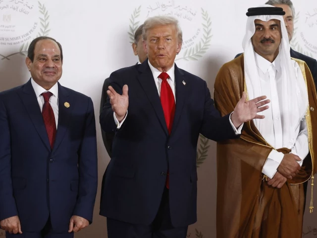 l r egyptian president abdel fattah al sisi us president donald trump and emir of qatar sheikh tamim bin hamad al thani pose during the family picture at the gaza peace summit in sharm el sheikh on october 13 2025 photo afp l r egyptian president abdel fattah al sisi us president donald trump and emir of qatar sheikh tamim bin hamad al thani pose during the family picture at the gaza peace summit in sharm el sheikh on october 13 2025 photo afp
