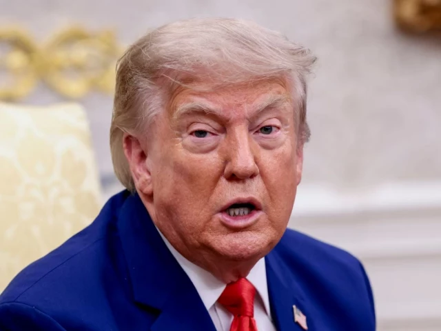 Trump warns China, Russia against involvement in Iran war