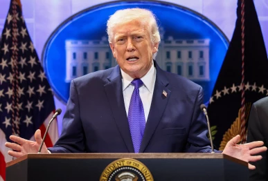 us president donald trump gestures as he speaks during a press briefing at the white house following the supreme court s ruling that trump had exceeded his authority when he imposed tariffs in washington dc us february 20 2026 photo reuters