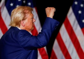 donald trump safe after gunfire reported near florida golf club