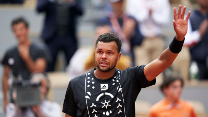 i finished my way tearful tsonga says farewell at french open