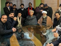 mahmood khan achakzai and allama raja nasir abbas jafri received a warm welcome at the south asian media university by leaders of khidmat e khalq kisan labour haqooq e khalq awami and communist parties along with civil society representatives photo x