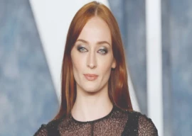 sophie turner defends assault scene in game of thrones sophie turner defends assault scene in game of thrones