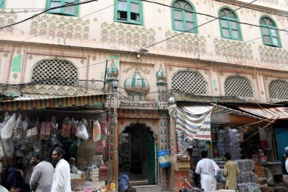 unvaccinated individuals not allowed in mosques says sindh govt unvaccinated individuals not allowed in mosques says sindh govt