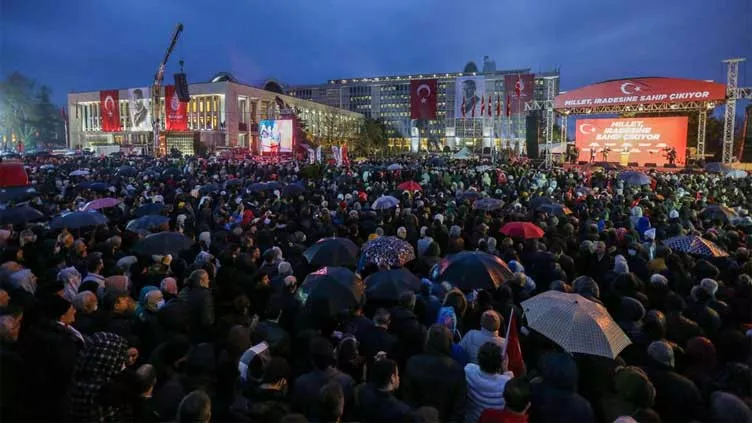 thousands protest in turkiye over istanbul mayor s conviction thousands protest in turkiye over istanbul mayor s conviction