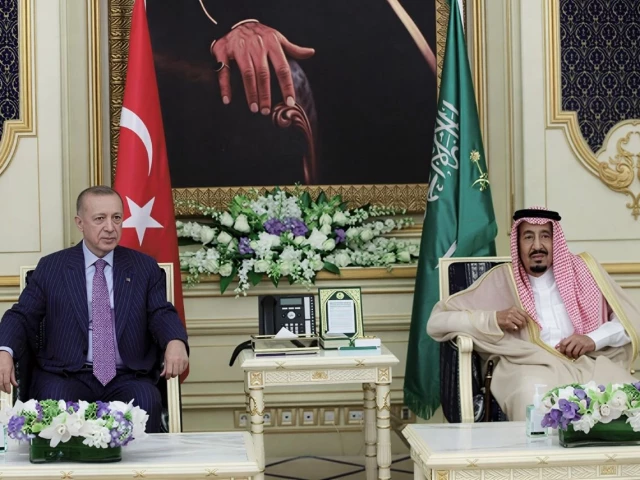 Turkey's Erdogan visits Saudi Arabia as ties between former rivals warm