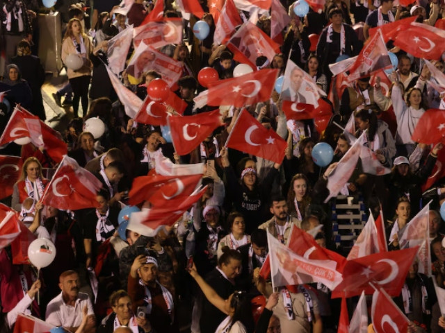 supporters of ankara mayor mansur yavas mayoral candidate of the main opposition republican people s party chp celebrate at the chp headquarters following the early results during the local elections in ankara turkey march 31 2024 photo reuters