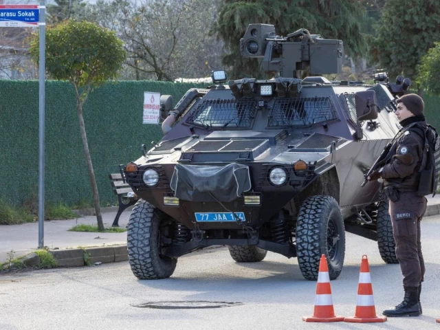 an armoured turkish gendarmerie vehicle leaves the site where turkish security forces launched an operation on a house believed to contain suspected islamic state militants and where according to state media seven officers were wounded in a clash in yalova province turkey december 29 2025 photo reuters an armoured turkish gendarmerie vehicle leaves the site where turkish security forces launched an operation on a house believed to contain suspected islamic state militants and where according to state media seven officers were wounded in a clash in yalova province turkey december 29 2025 photo reuters